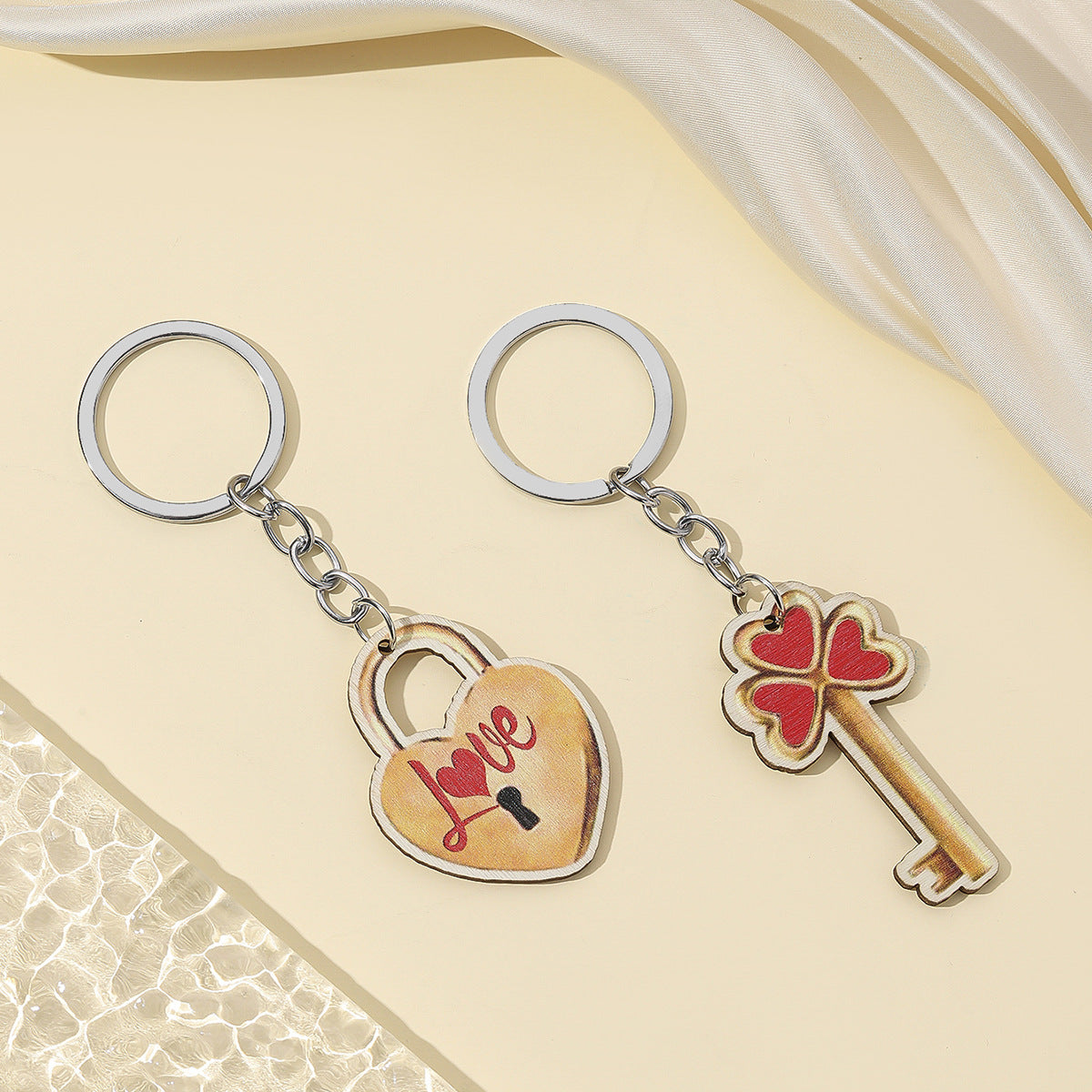 Wholesale Valentine's Day Wooden LOVE Couple Keychain